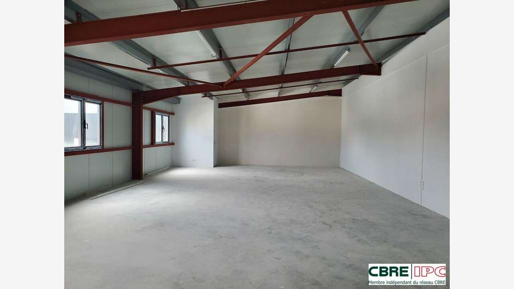 A louer bureaux 100m² à Saint-Vincent-de-Tyrosse