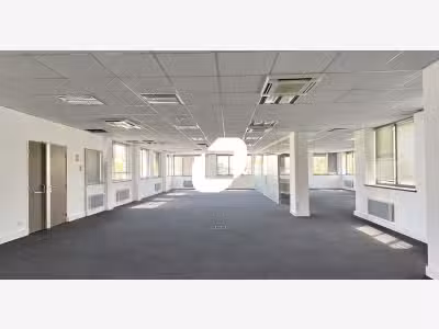 A louer Bureaux 280m² Neuilly plaisance
