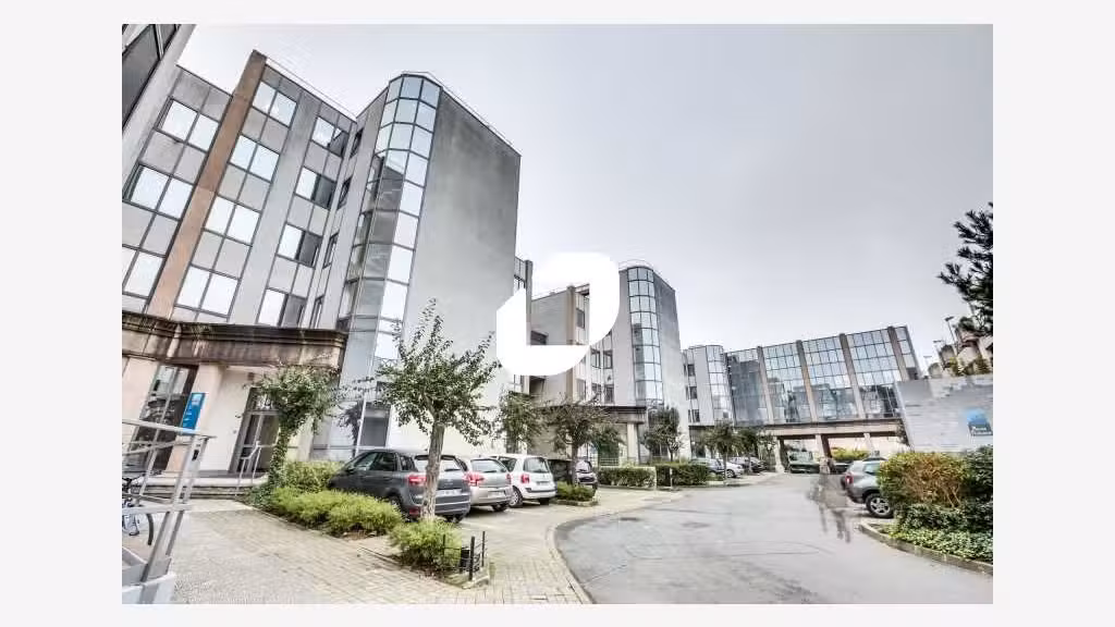A louer Bureaux 560m² Neuilly plaisance