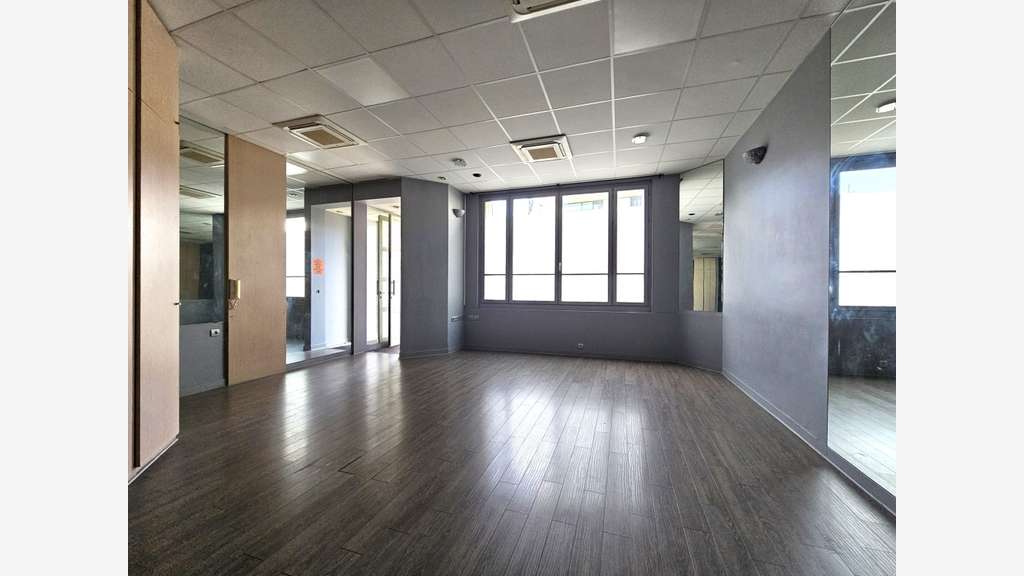 Location local professionnel/bureau 92200 Neuilly
