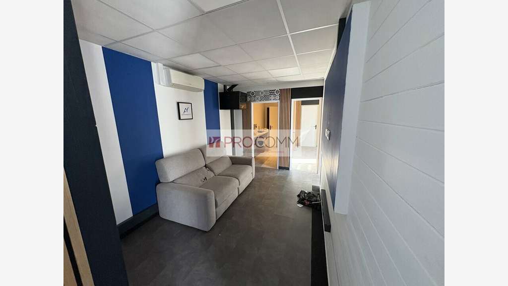 Ensemble de bureaux 50m² à louer à Nîmes