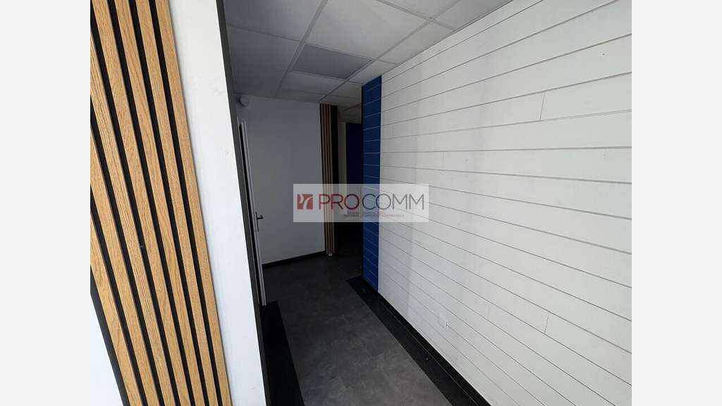 Ensemble de bureaux 50m² à louer à Nîmes