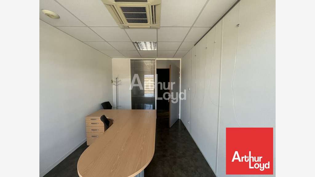 Bureaux de 11m² à louer au 1er étage à Niort