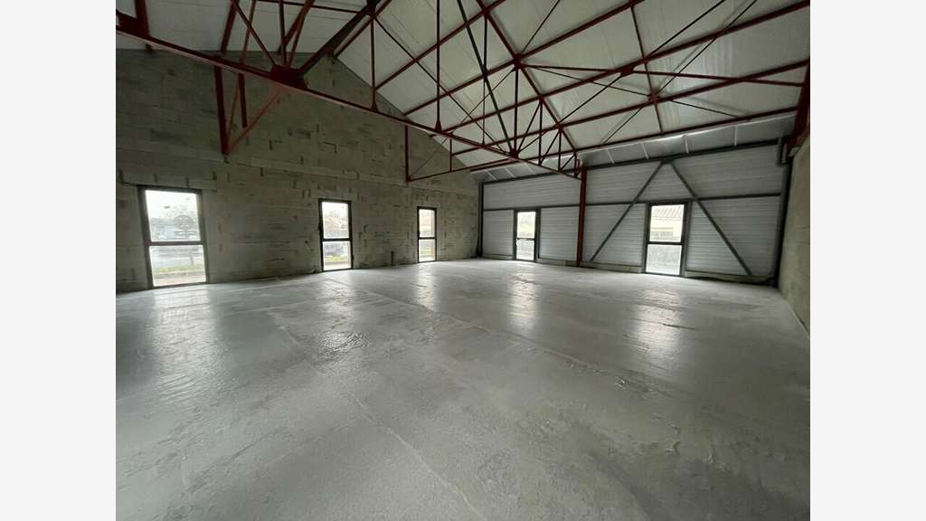 NIORT - BUREAUX à louer