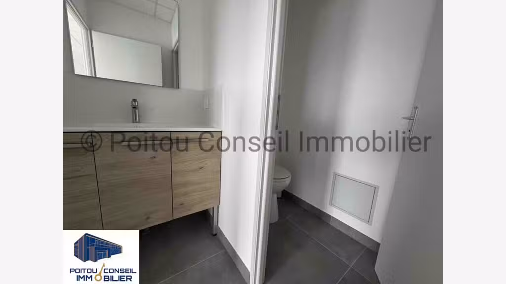 Loue bureaux neufs 75m² zone Mendes France Niort