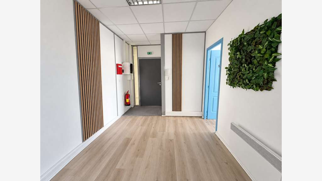 Location bureaux 81m² Chartres accès A11 rapide