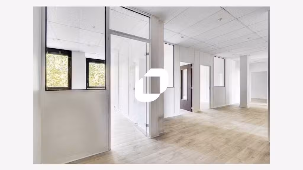 A louer Bureaux 366m² Noisiel