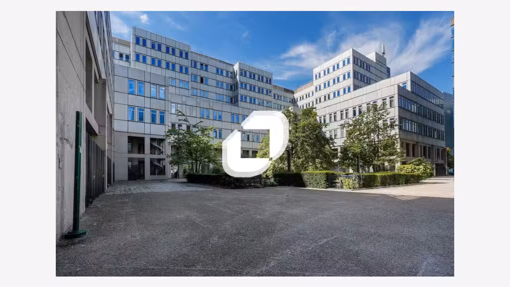 A louer Bureaux 1575m² Noisy le grand
