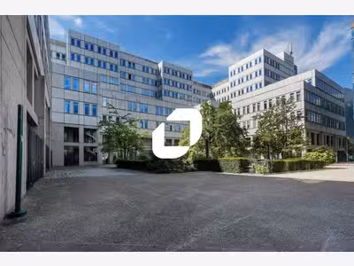 A louer Bureaux 16359m² Noisy le grand
