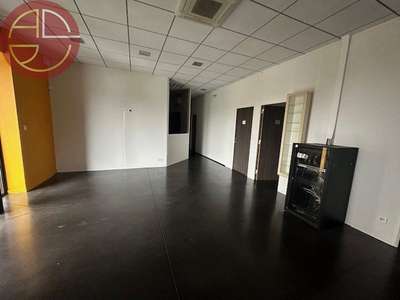 A louer bureau de 192m² en RDC Toulouse-Saint-Jean