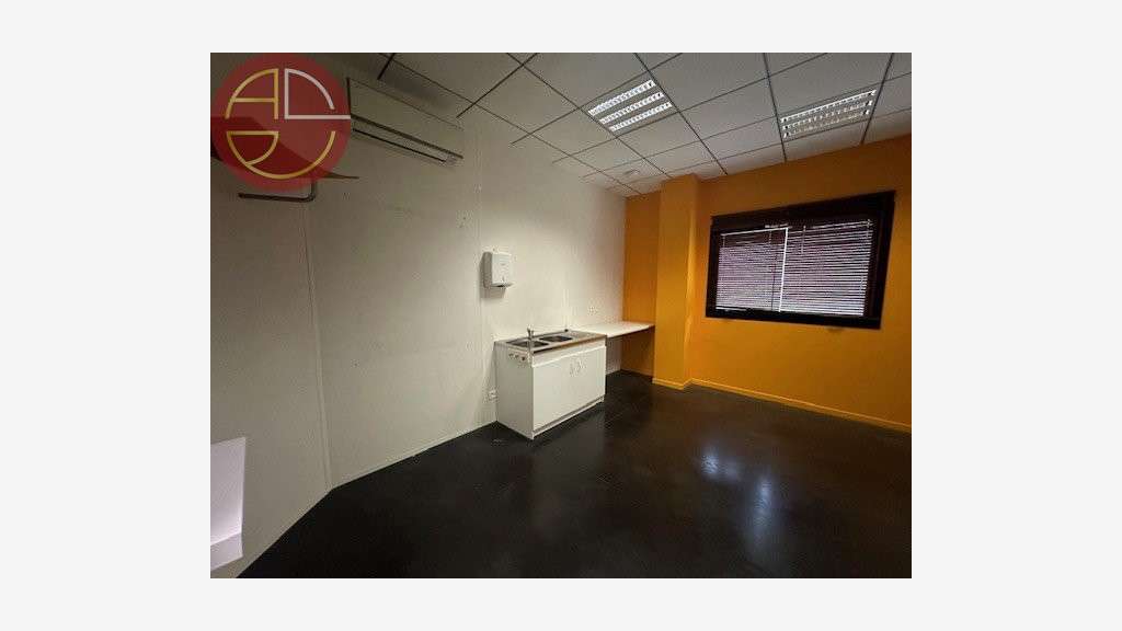 A louer bureau de 192m² en RDC Toulouse-Saint-Jean
