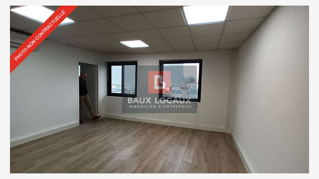 À Louer  Bureaux 75 m²  Orange