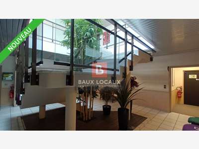 À Louer  Bureaux 75 m²  Orange