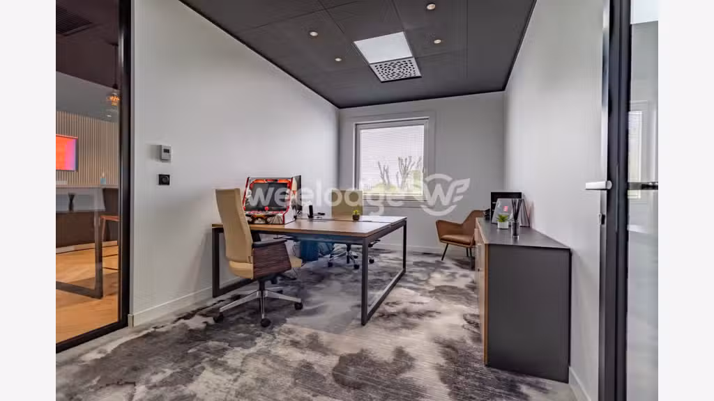Bureaux 15m² rénovés à louer Osny limite de Cergy