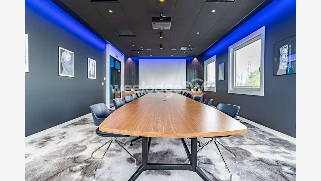 Bureaux 25m² en coworking à louer à Osny