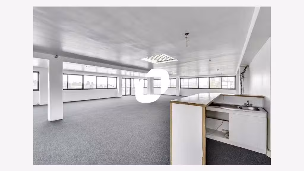 A louer Bureaux 161m² Palaiseau