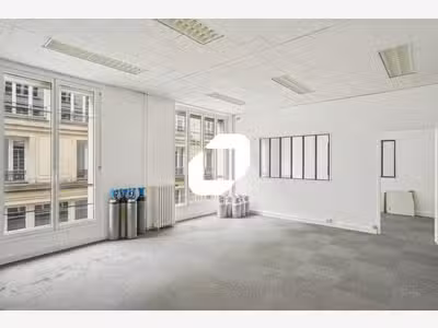 A louer Bureaux 118m² Paris