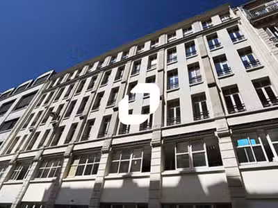 A louer Bureaux 704m² Paris
