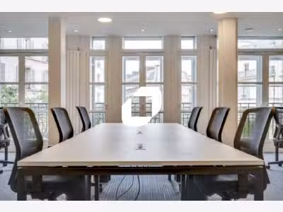 A louer Bureaux 680m² Paris
