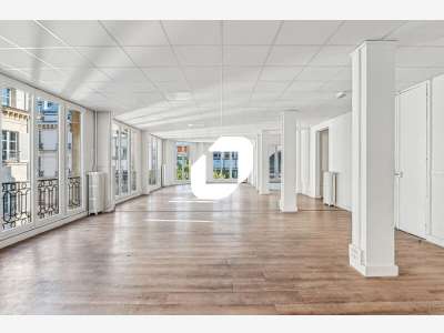 A louer Bureaux 385m² Paris