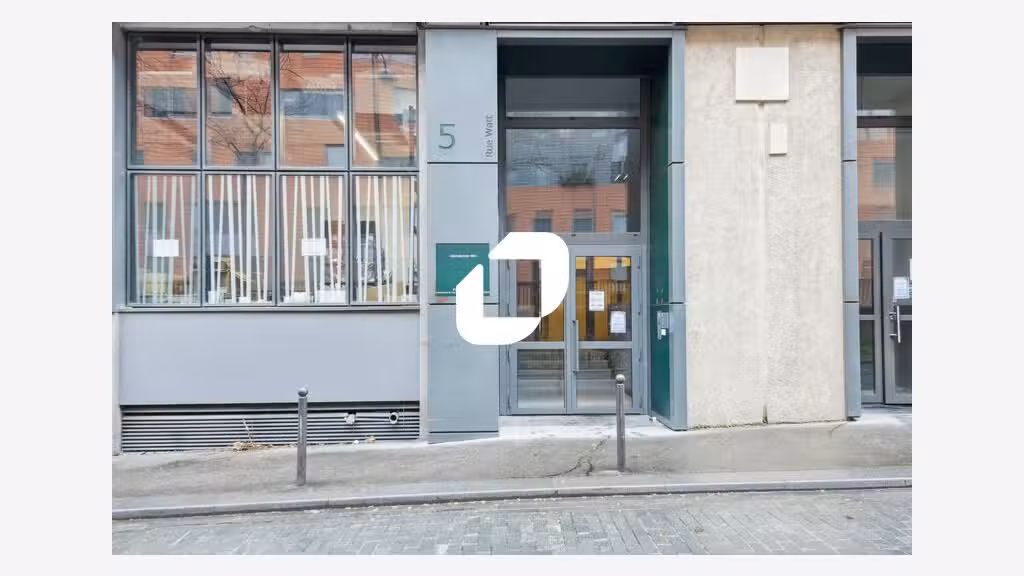 A louer Bureaux 12786m² Paris