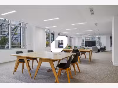 A louer Bureaux 12786m² Paris