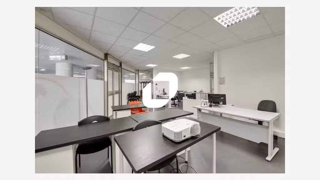 A louer Bureaux 87m² Paris