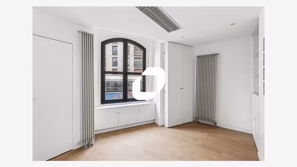 A louer Bureaux 70m² Paris