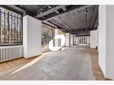 A louer Bureaux 182m² Paris