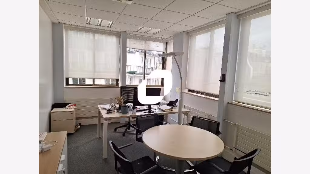 A louer Bureaux 1200m² Paris