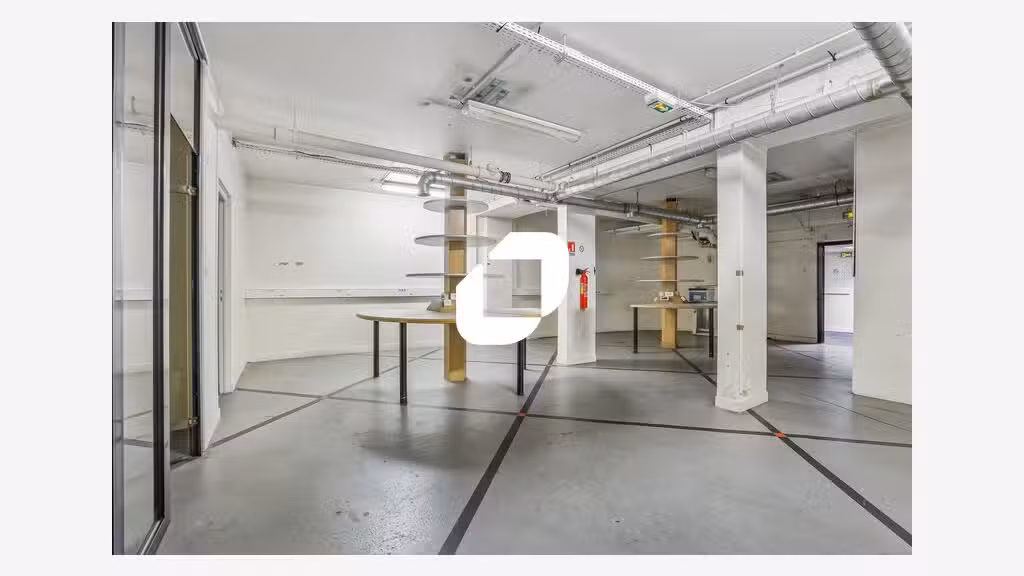 A louer Bureaux 807m² Paris