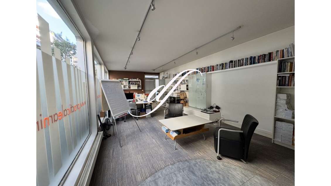 A louer bureaux 41m² à Paris 15e