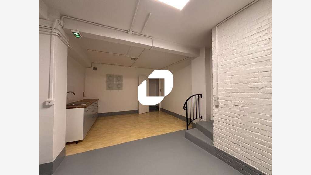 A louer Bureaux 185m² Paris