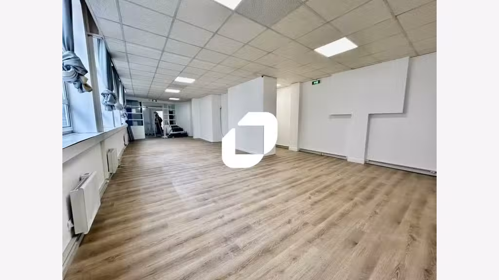 A louer Bureaux 132m² Paris