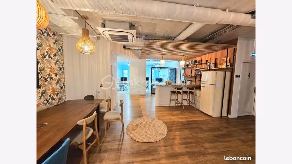 Location bureaux 200m² en R+1 à Paris 75017 Ternes