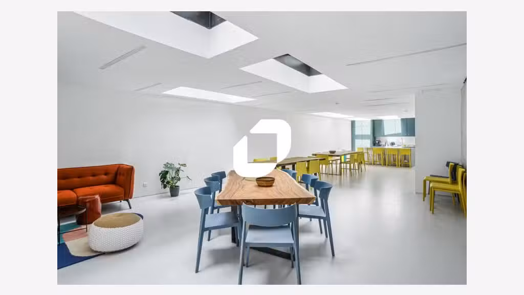 A louer Bureaux 1209m² Paris