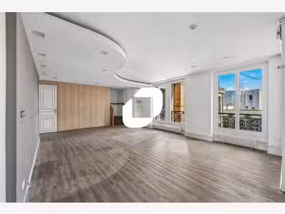 A louer Bureaux 387m² Paris
