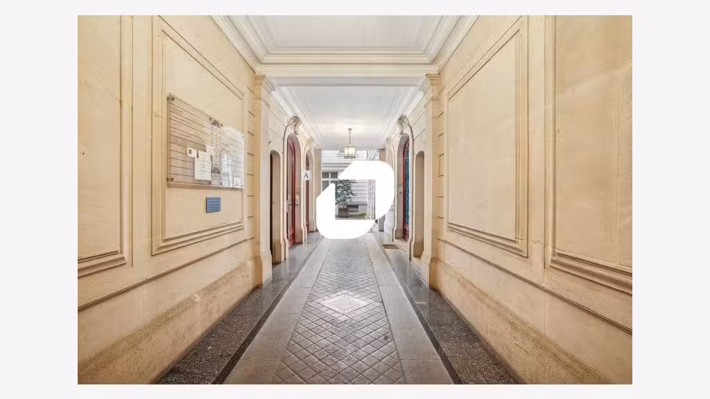 A louer Bureaux 244m² Paris