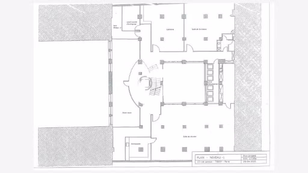 A louer Bureaux 2750m² Paris