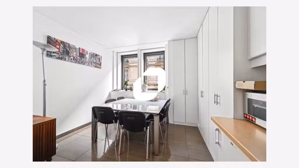 A louer Bureaux 172m² Paris