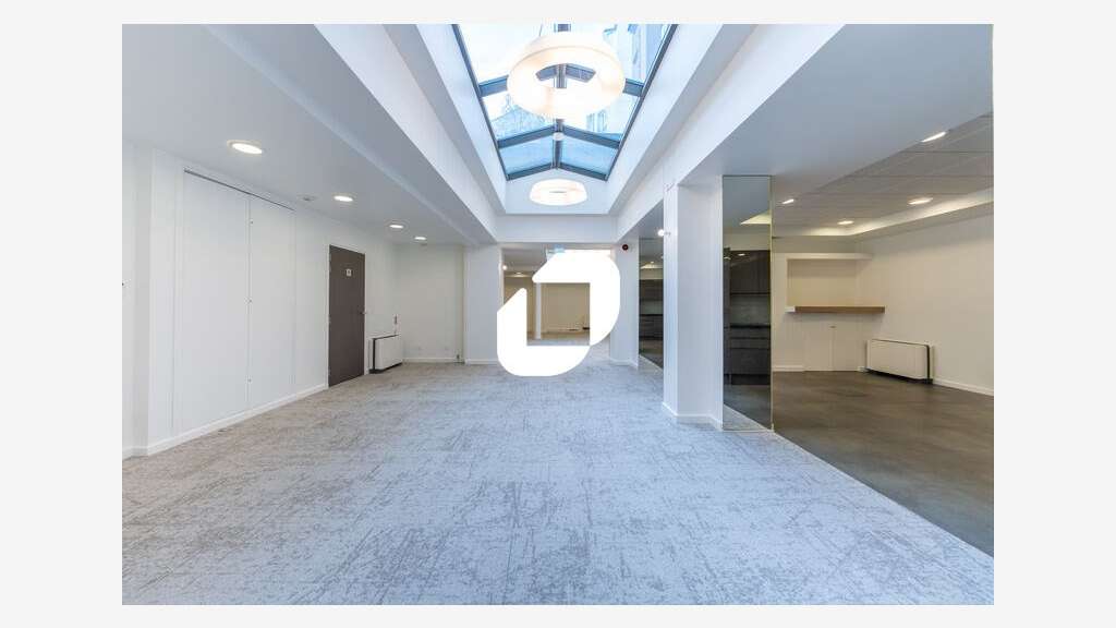 A louer Bureaux 333m² Paris