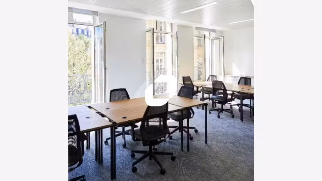A louer Bureaux 1231m² Paris