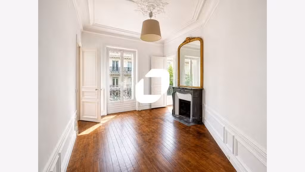 A louer Bureaux 338m² Paris