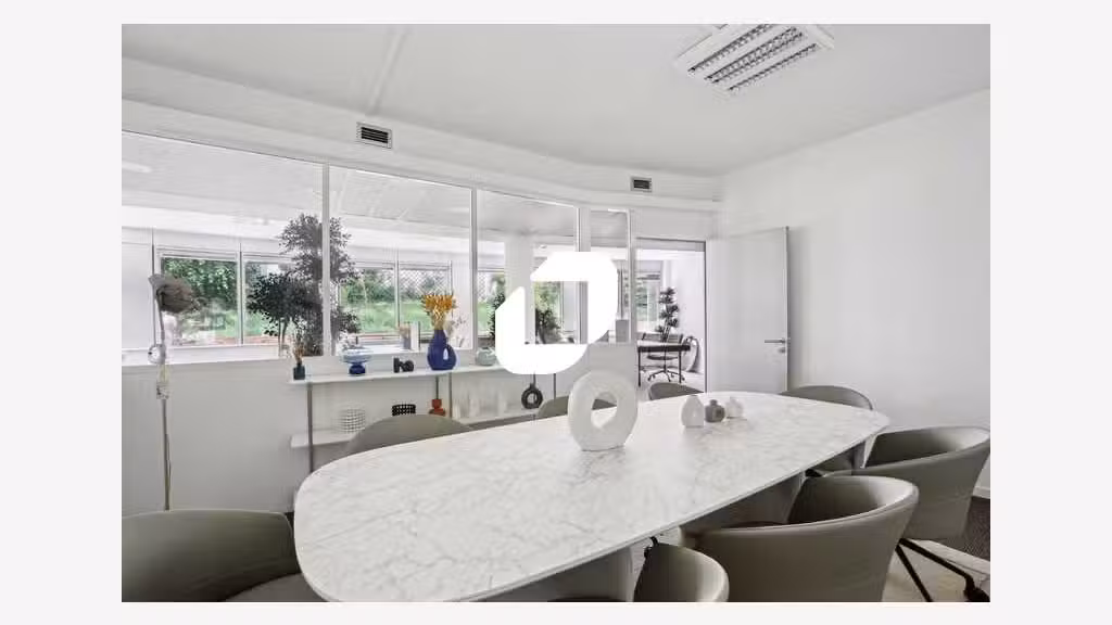 A louer Bureaux 611m² Paris