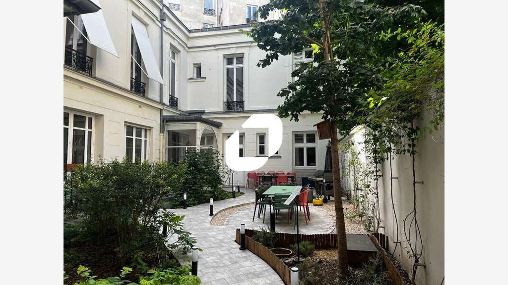 A louer Bureaux 75m² Paris