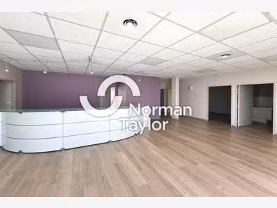 BUREAUX à louer dans le 66