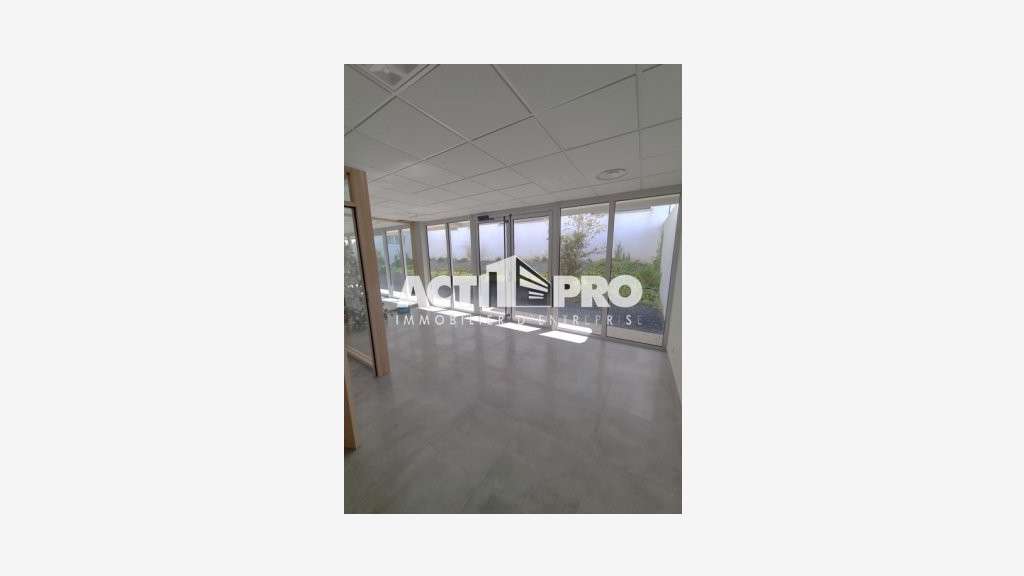 A louer bureaux 217m² en RDC Perpignan Technosud