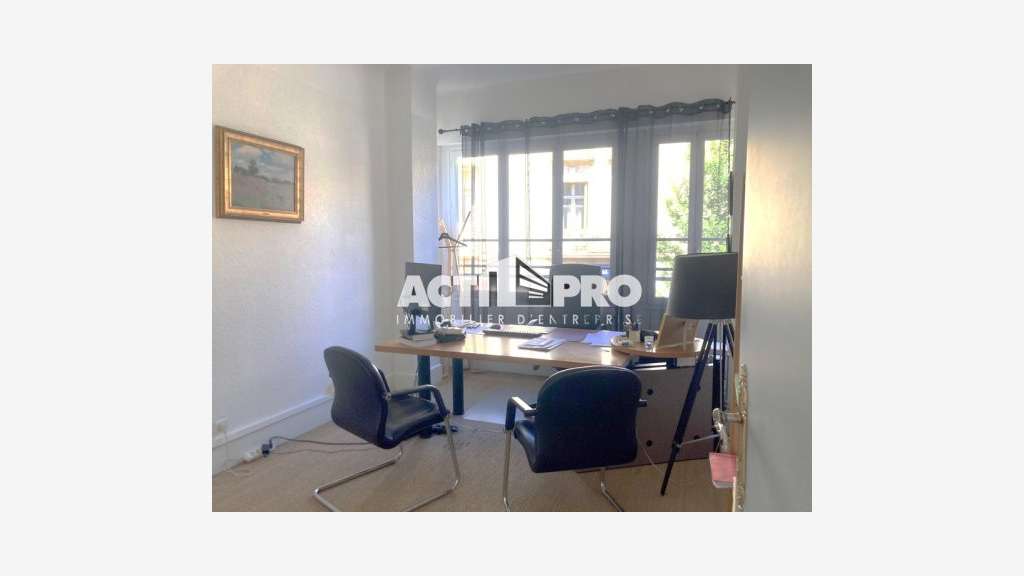 A louer bureaux de 213m² en Pyrénées Orientales