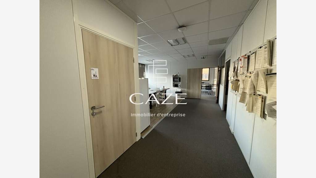 Bureaux à louer proche rocade à Pessac ZA Bersol