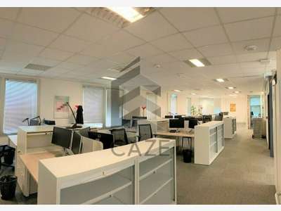 PESSAC - BUREAUX à louer
